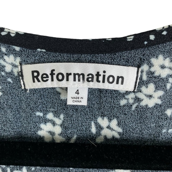 REFORMATION Locklin Floral Print Dress in Black Sz 4 Cottagecore Feminine Midi - Picture 3 of 15